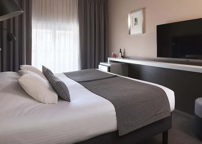 Diana Dauphine Hotell 4*